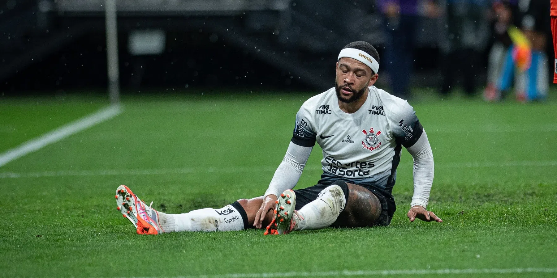 Memphis de schlemiel bij nederlaag Corinthians: Labyad aanwezig bij duel 