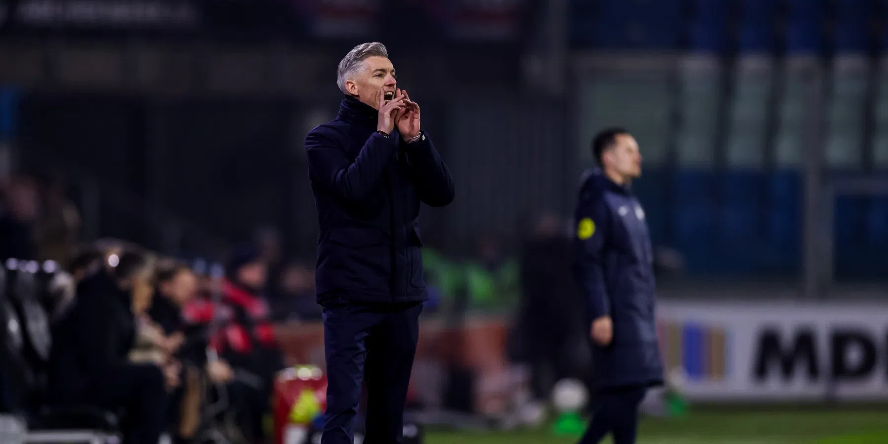 Wie is Willem Weijs, de trainer die op non-actief is gezet bij Jong Ajax?