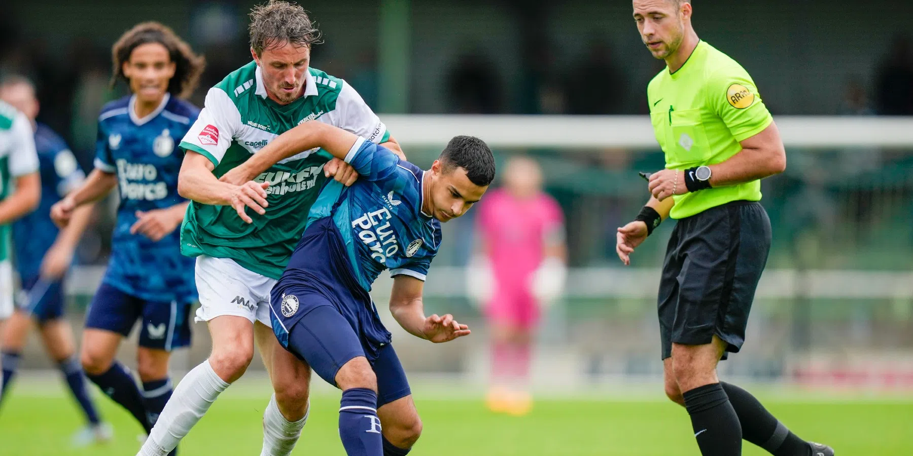 Voormalig Feyenoord-talent woest na zware blessure en dient officiële klacht in