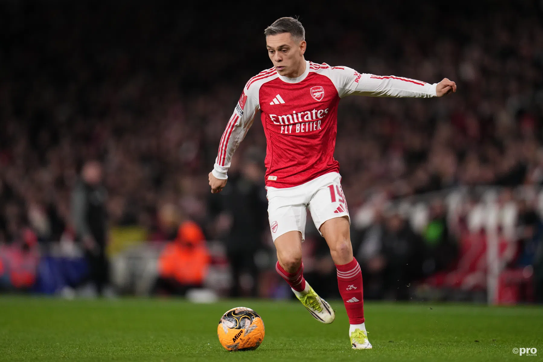 Waar en hoe laat kijk je naar Wolves - Arsenal? | VN