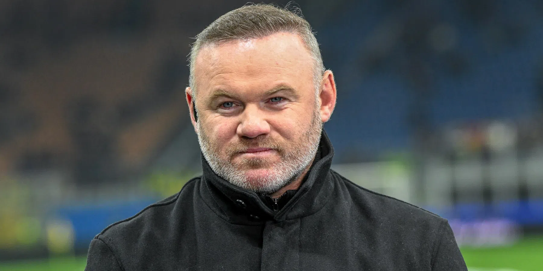 Rooney haalt uit naar Slot: 'Niet de juiste uitstraling voor Liverpool'