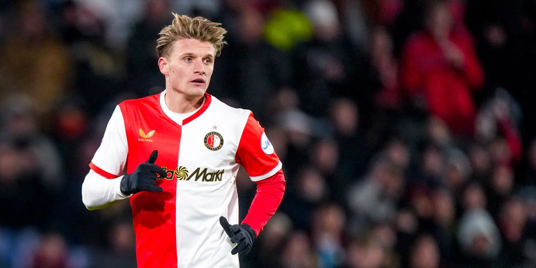'Steijn langere periode langs de kant: Feyenoord-middenvelder loopt knieblessure o