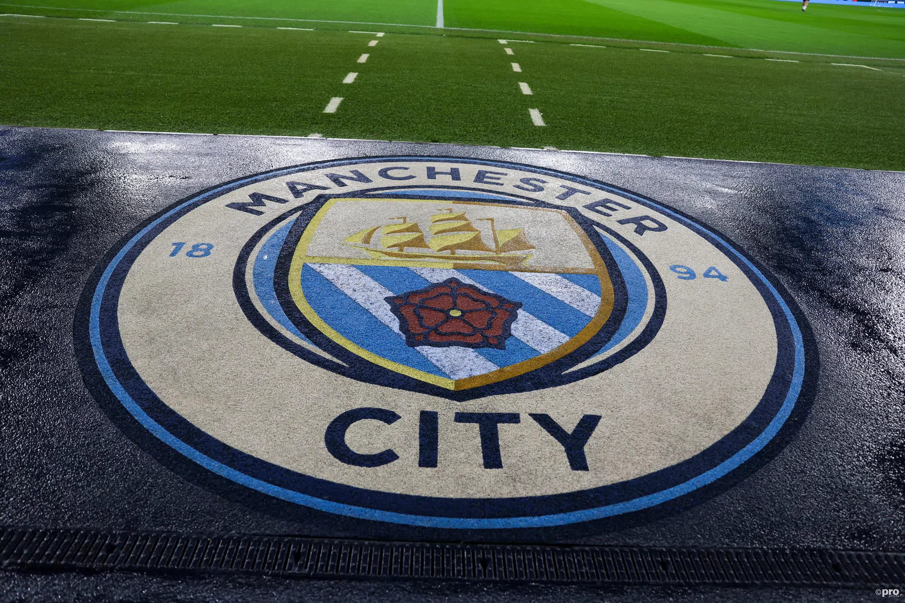 500.000 bewijsstukken in zaak Man City | VoetbalNieuws