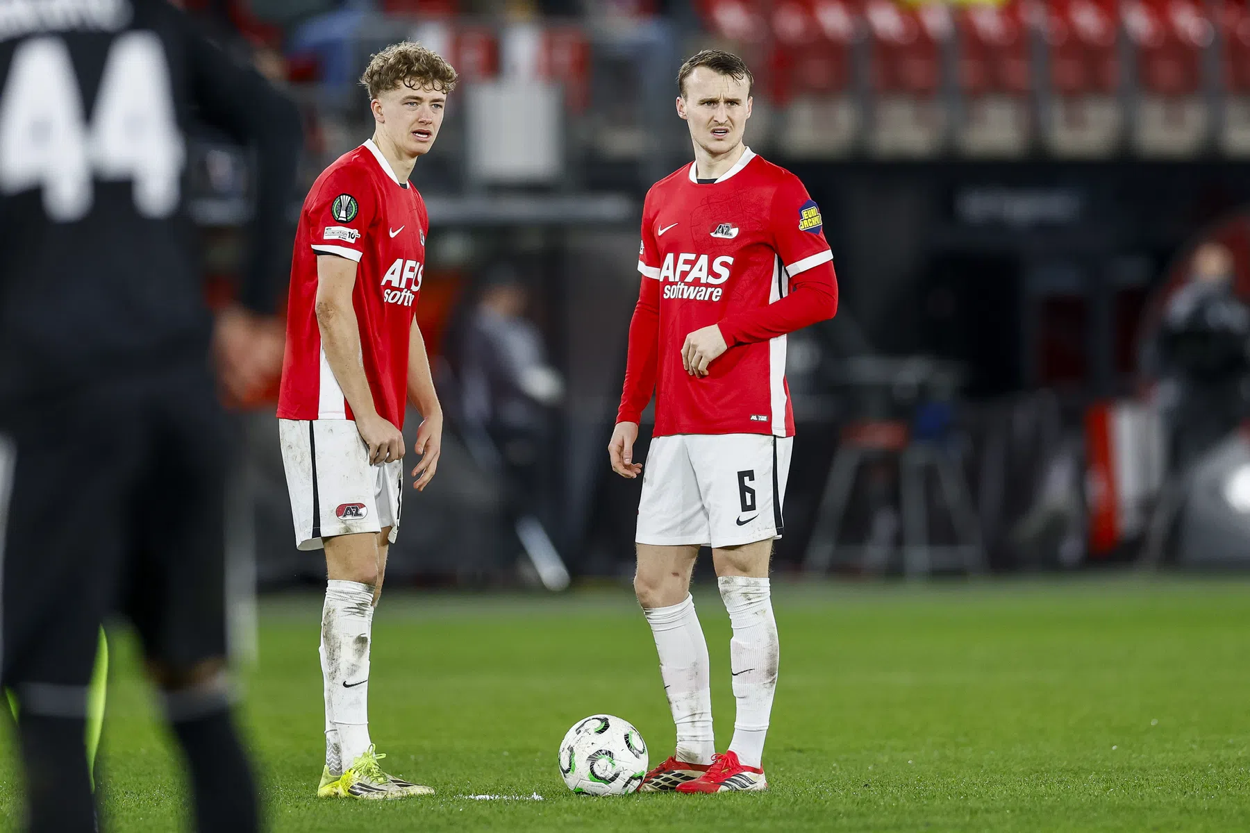 AZ imponeert in Conference League: media loven Koopmeiners | VoetbalNieuws