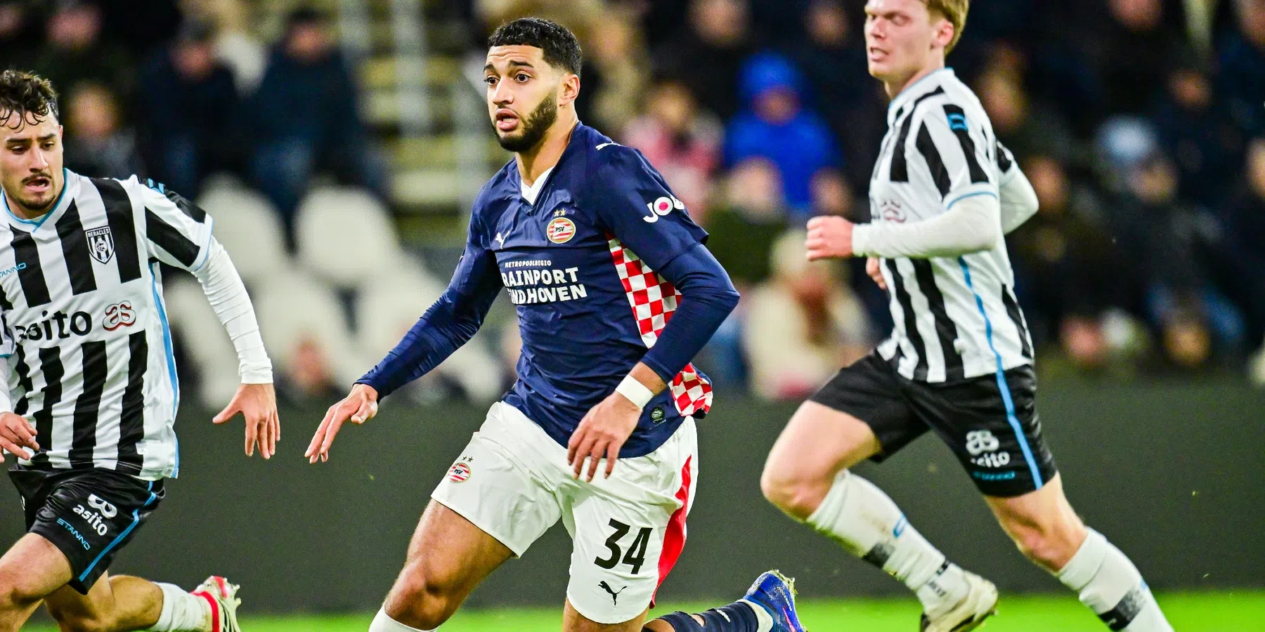 PSV overtuigt met ruime zege op Heracles | VN