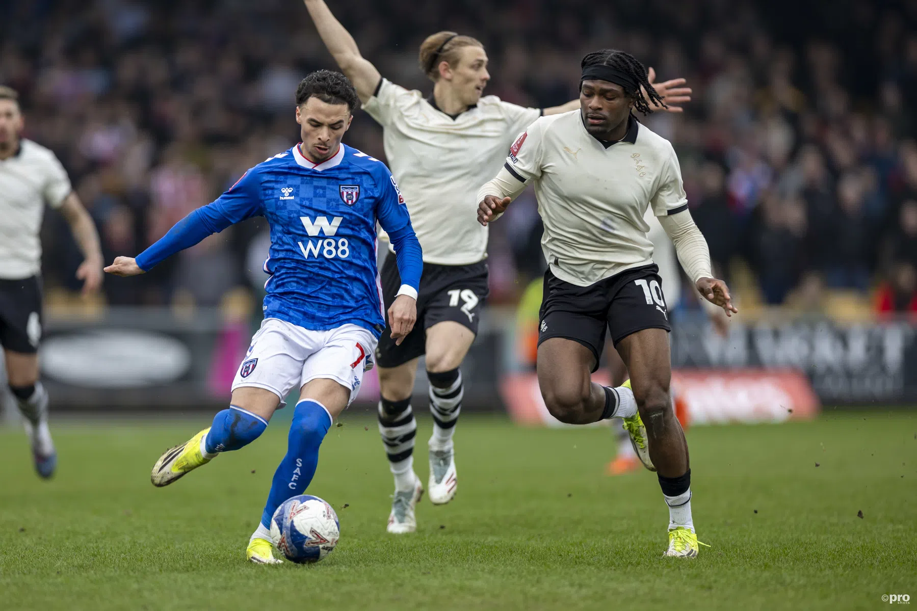 Port Vale droomt van FA Cup en Europees voetbal | VoetbalNieuws