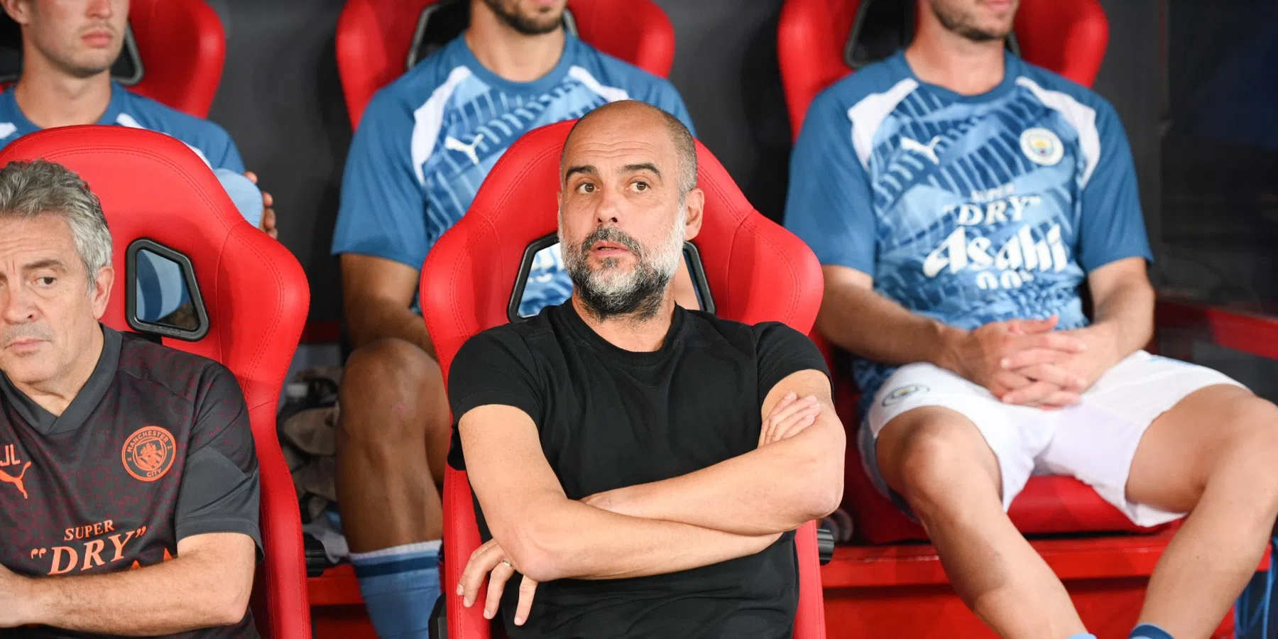 Guardiola pakt eerste individuele prijs bij City in ruim vier jaar tijd