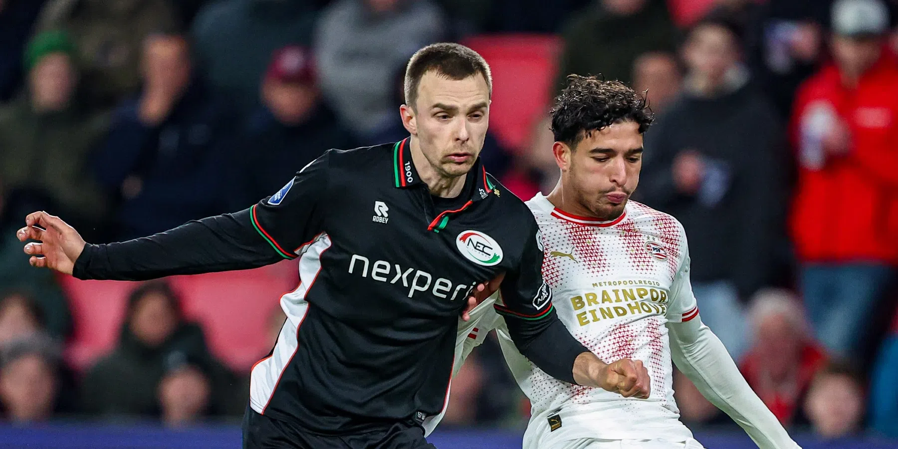 Van Hanegem hard voor PSV: ‘Wat een kleuterklas’ | VN