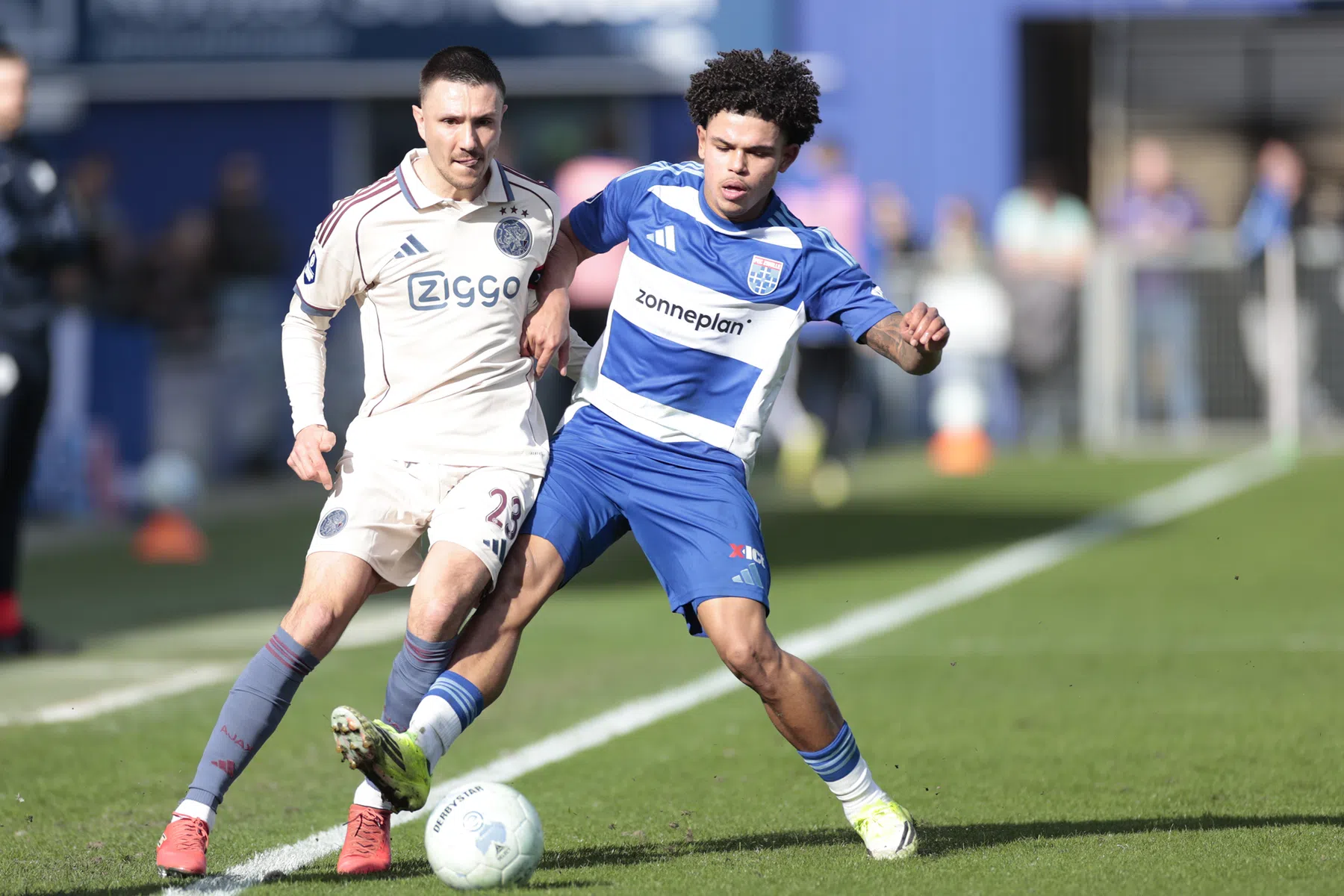 PEC Zwolle krijgt klap: Shoretire mist rest seizoen | VoetbalNieuws