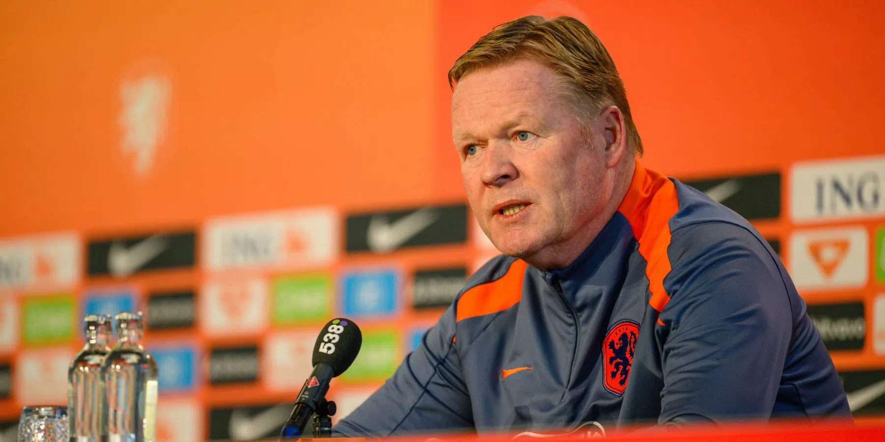 Waar kijk je persconferentie Koeman? | VoetbalNieuws
