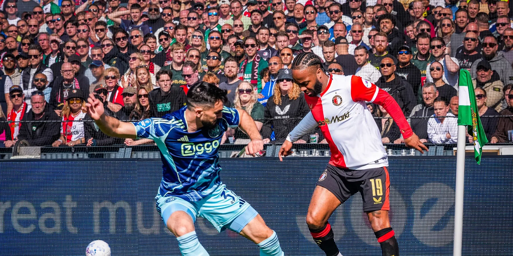 Engelse media op de hoogte van Sterling: 'Lastige situatie, de club eist meer'