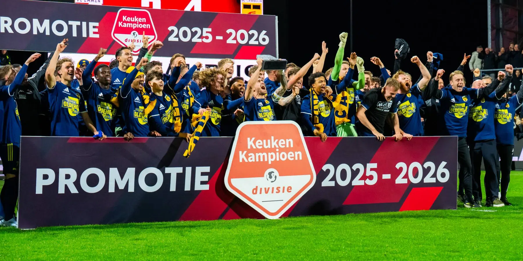 Cambuur promoveert en ziet De Jong stoppen | VoetbalNieuws