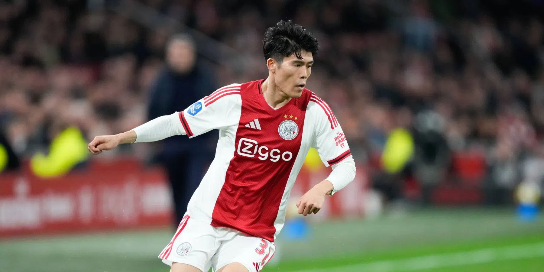 Tomiyasu meldt zich af bij Japan na blessure | VoetbalNieuws