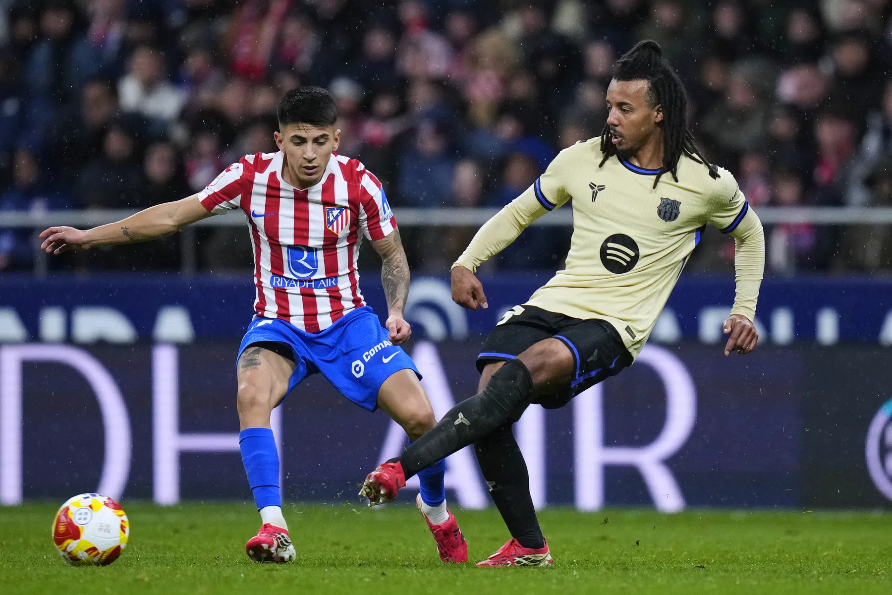 Atlético - Barcelona: titelstrijd en spanning in Madrid - VN