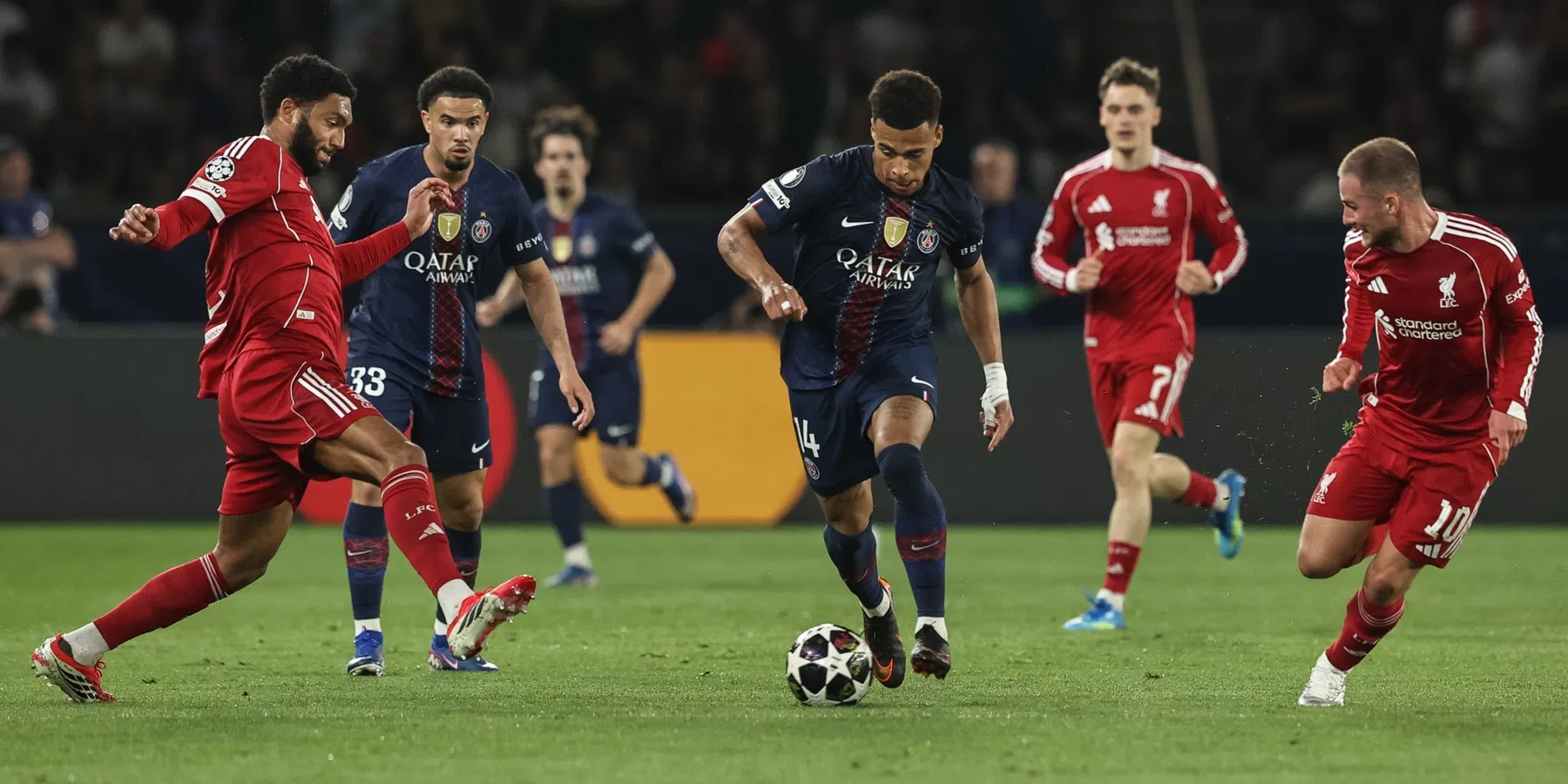 Paris Saint-Germain overrompelt Liverpool en wint in eigen huis met 2-0