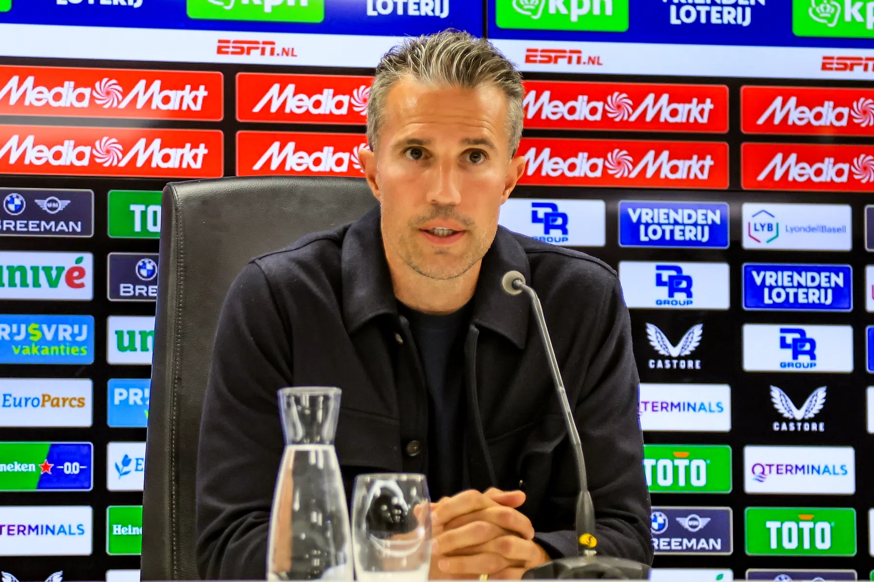 Vermoedelijke opstelling Feyenoord: Van Persie puzzelt | VN