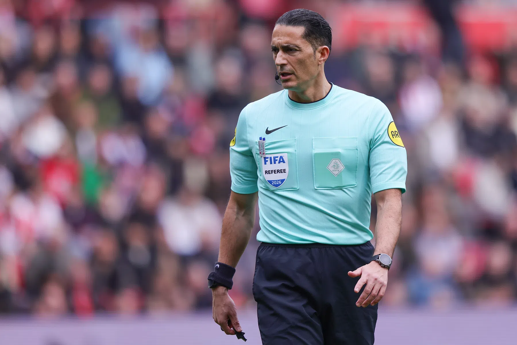 KNVB maakt scheidsrechters bekend voor speelronde 30 | VoetbalNieuws