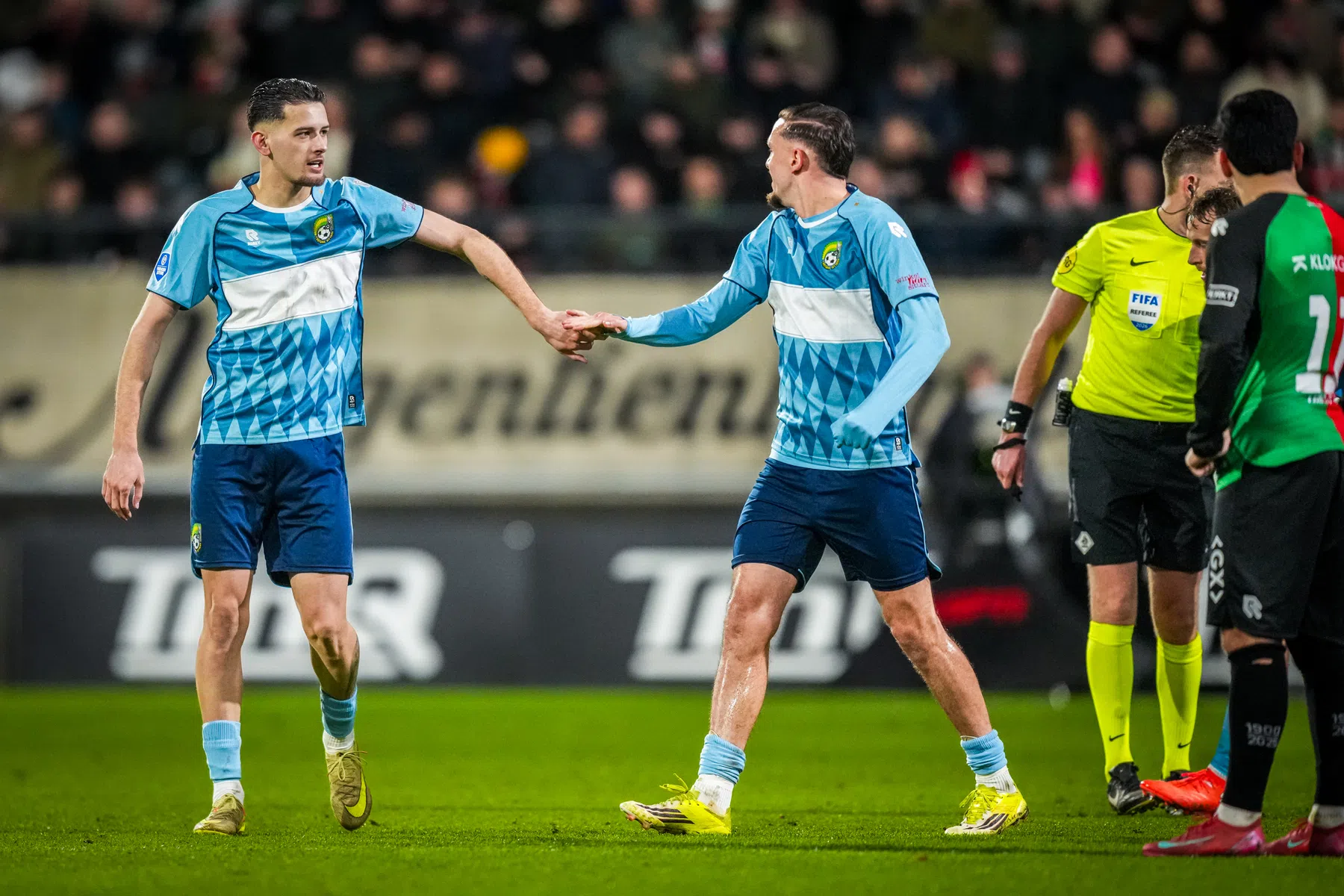 Fortuna-verdediger haalt uit naar NAC