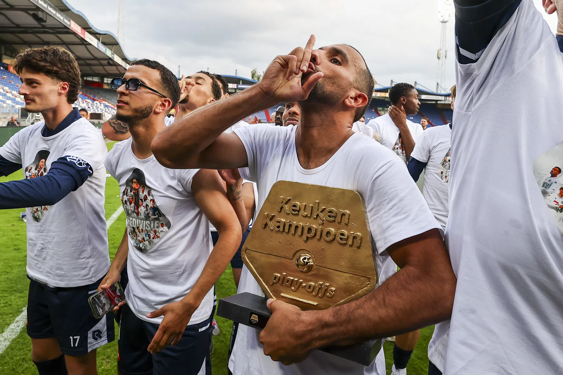 Play-offs promotie/degradatie 2026: alle data op een rij | VoetbalNieuws