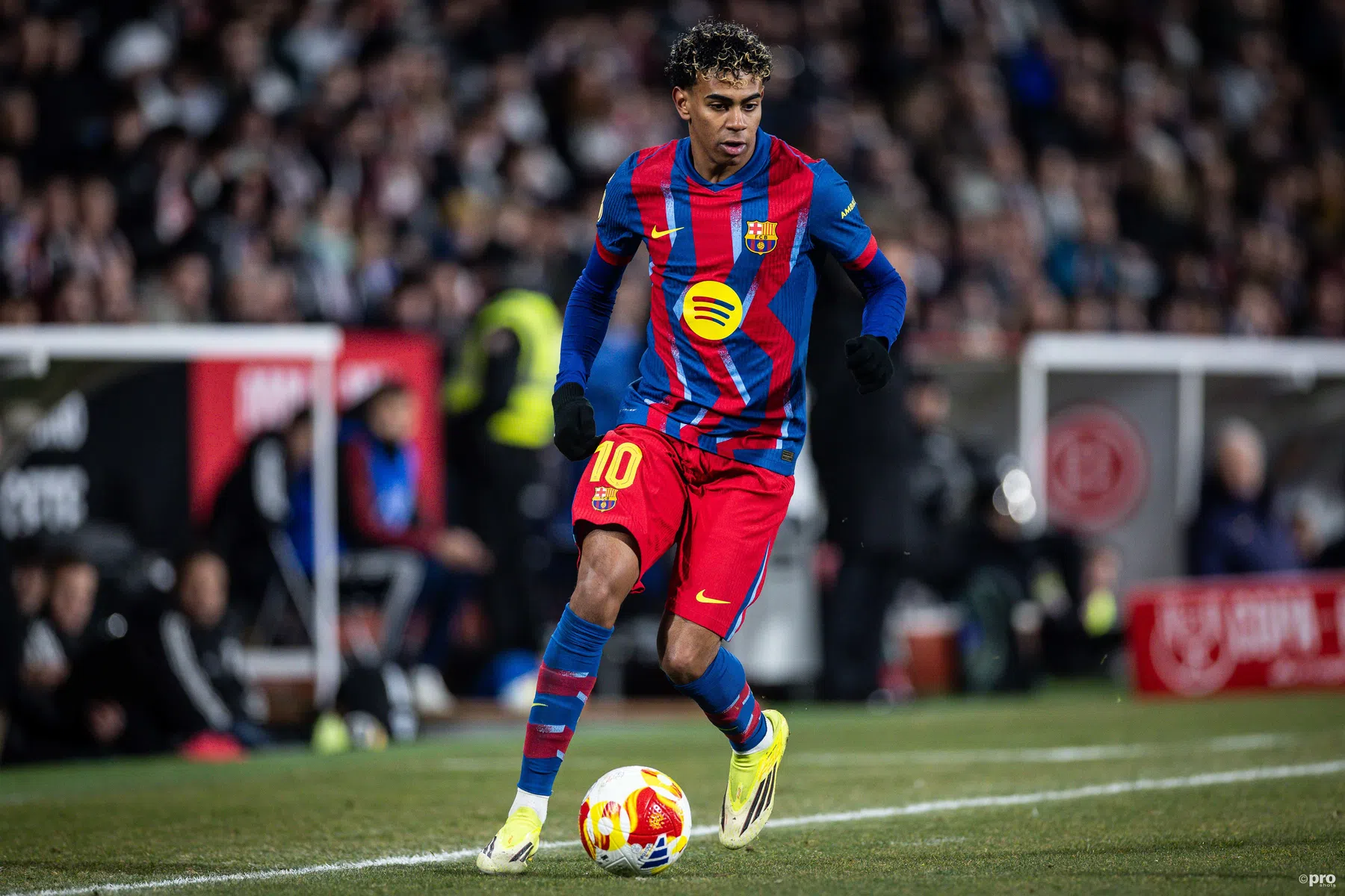 Waar kijk je FC Barcelona - Celta live? | VoetbalNieuws