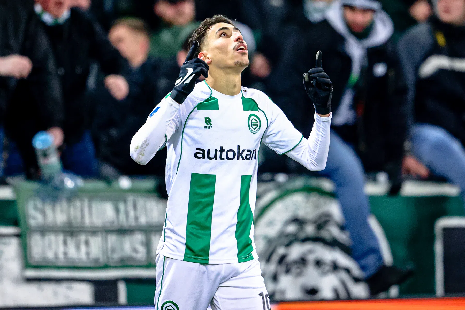 Interesse groeit: Taha gewild bij Schalke en Anderlecht | VN