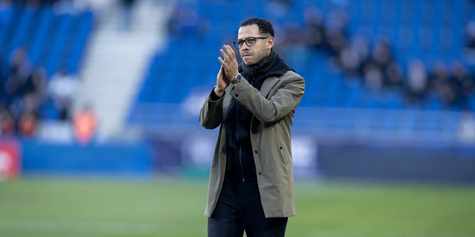 Rosenior woedend na flinke nederlaag: 'Kan mijn spelers niet meer verdedigen'
