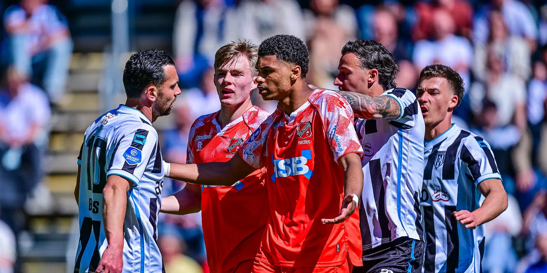 Heracles kan niet overtuigen tegen Volendam en degradeert definitief naar KKD