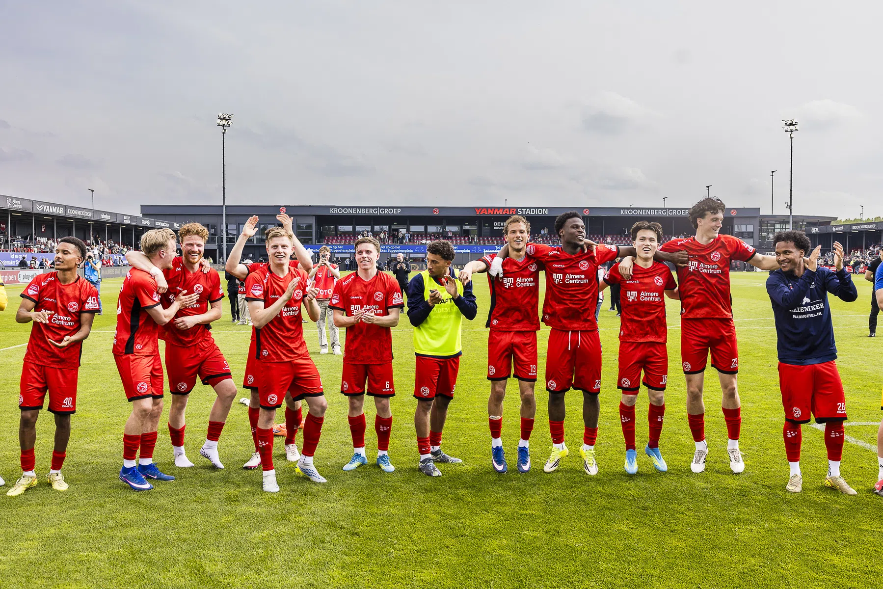 Wanneer speelde Almere City voor het laatst in de Eredivisie?