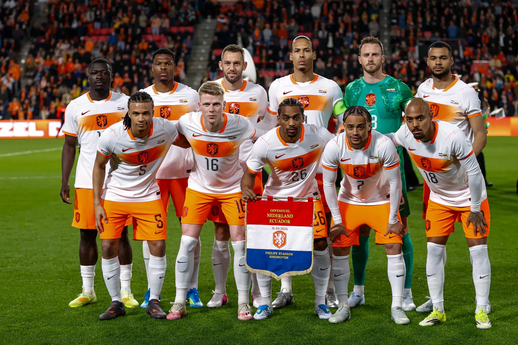 Nederland oefent tegen Oezbekistan richting WK 2026 in de VS