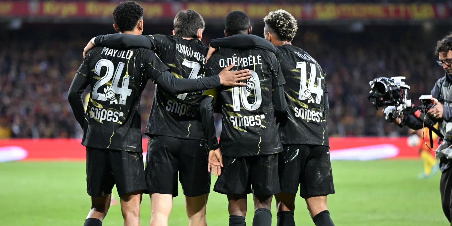 PSG moet afwijken van traditie: kampioensschaal al voor aftrap tegen stadsgenoot 