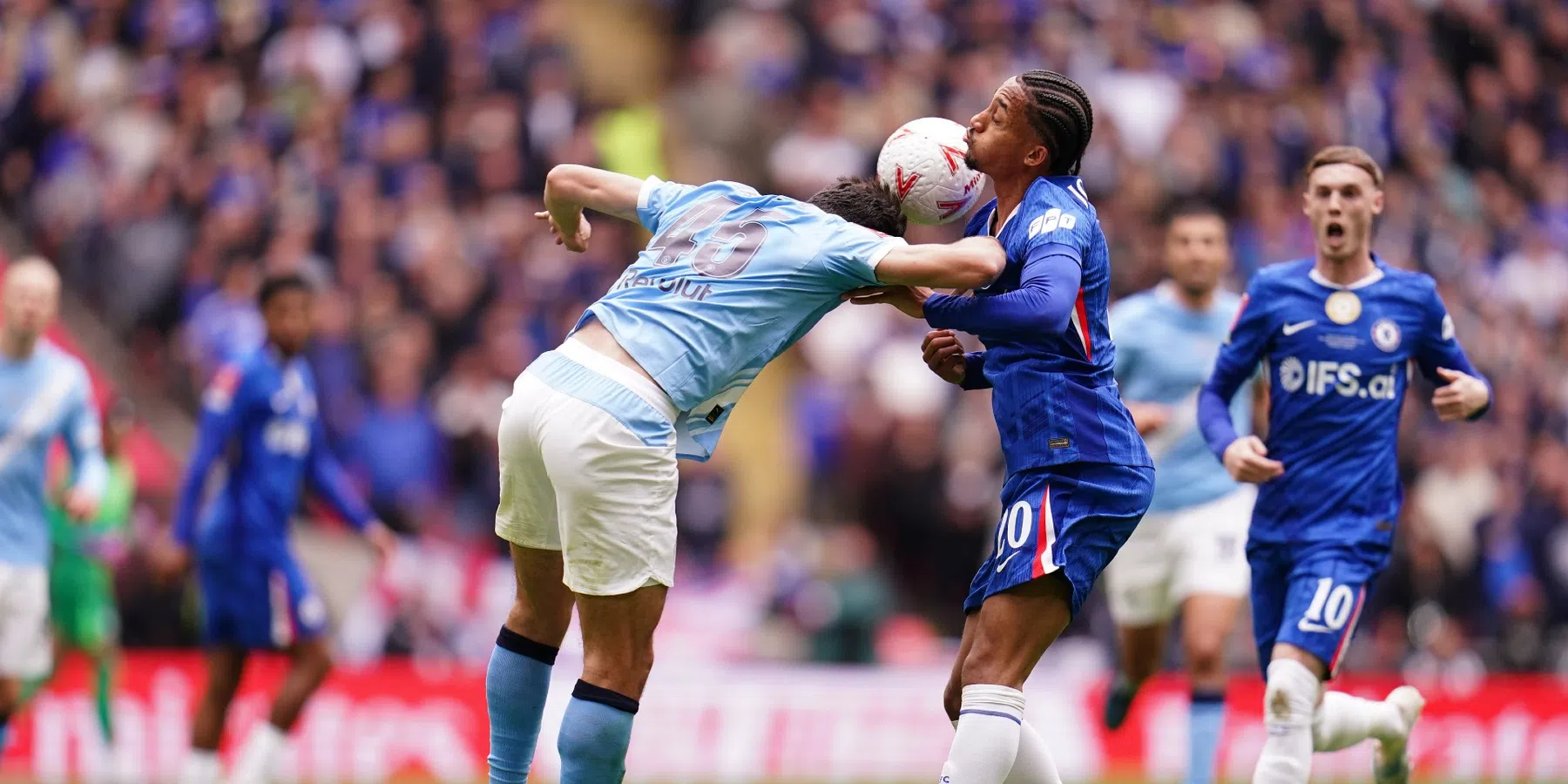 Prachtgoal Semenyo valt op in gezapig duel: City wint FA Cup ten koste van Chelsea