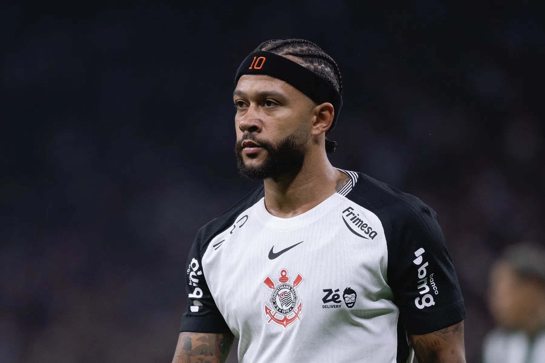 Koeman geeft update over Memphis: 'Het is afwachten, hij is nog niet 100% fit'