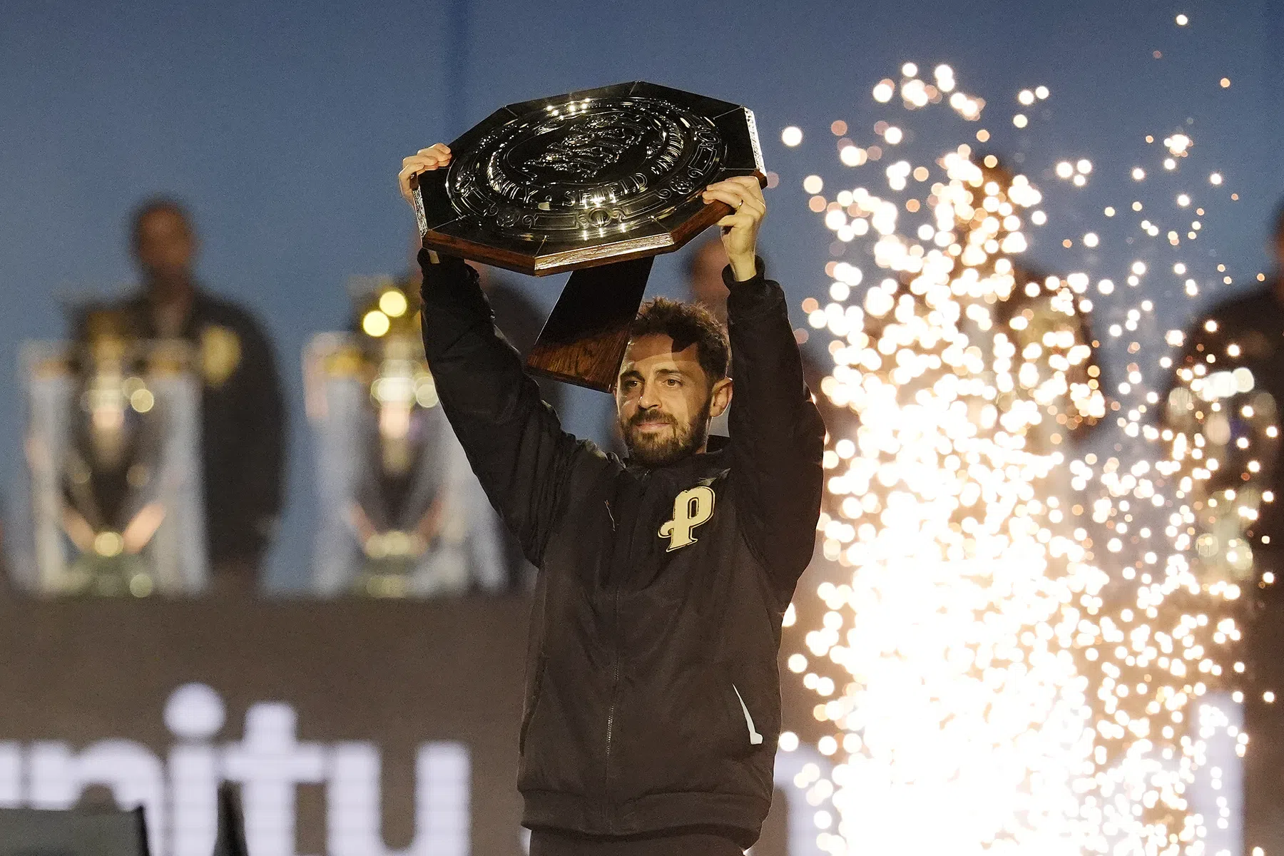 'Barcelona en Atlético strijden om komst van Bernardo Silva' | VN