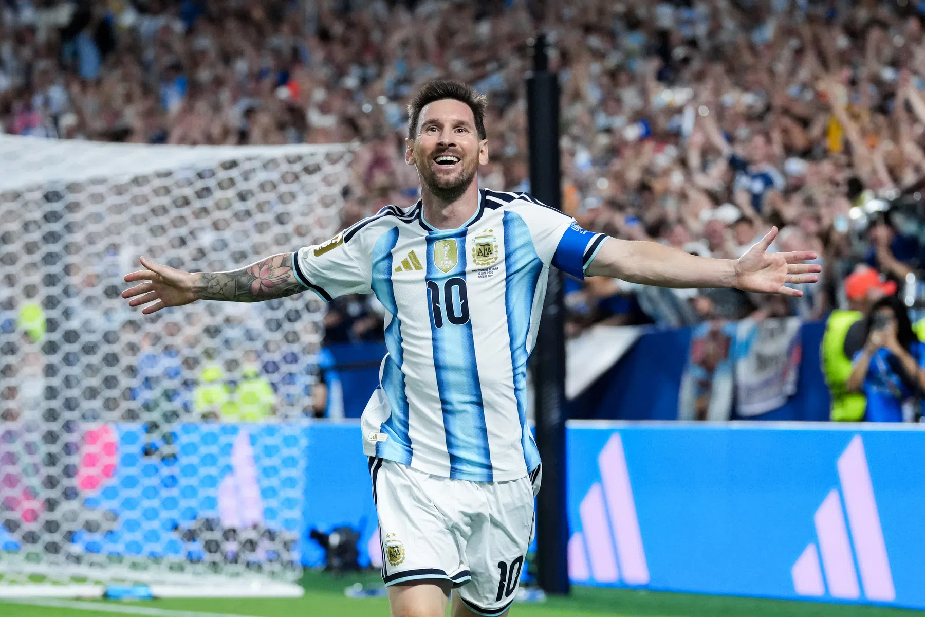 Messi schrijft WK-historie met hattrick bij zege Argentinië | VN