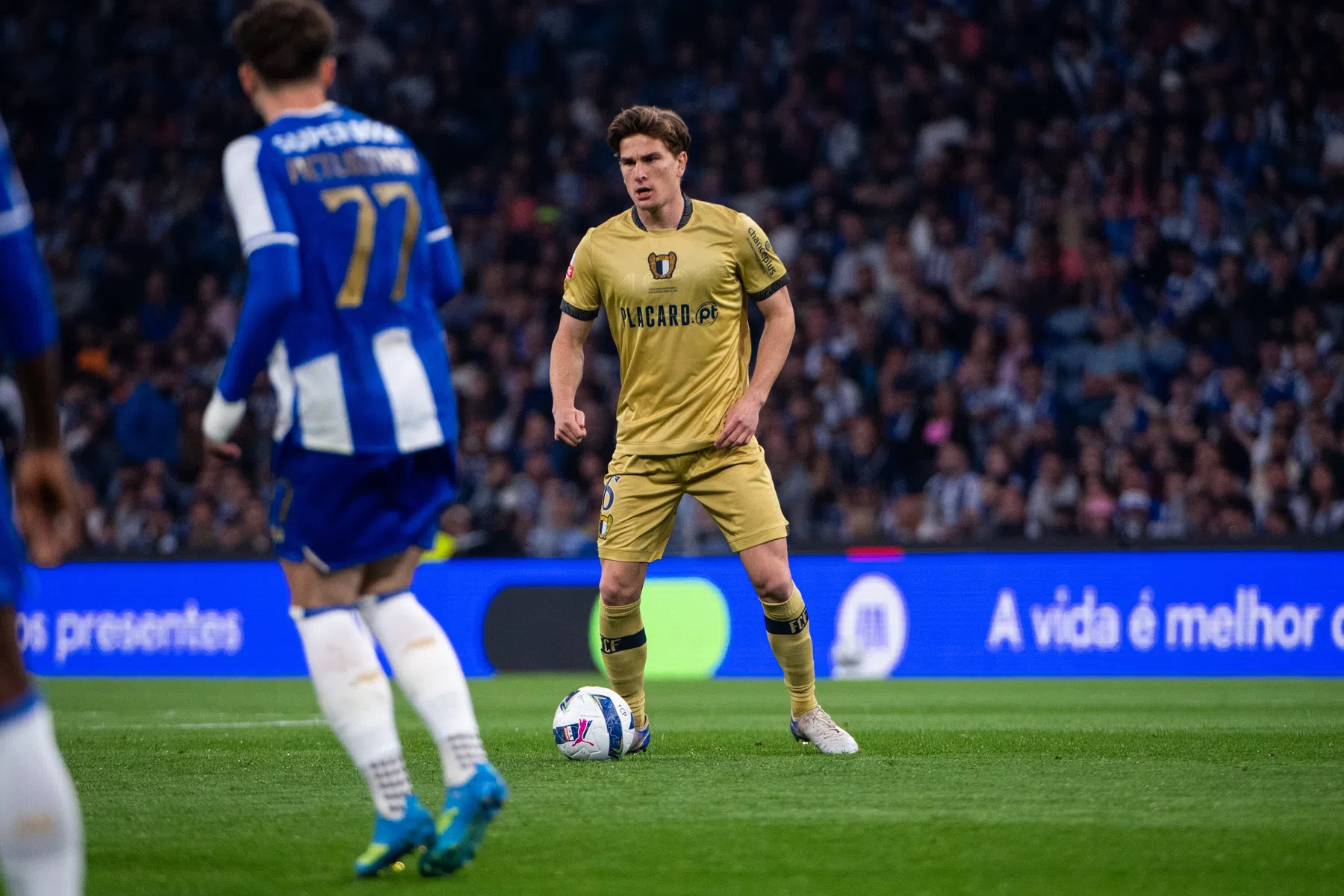 Championship-clubs azen op Tom van de Looi | VoetbalNieuws