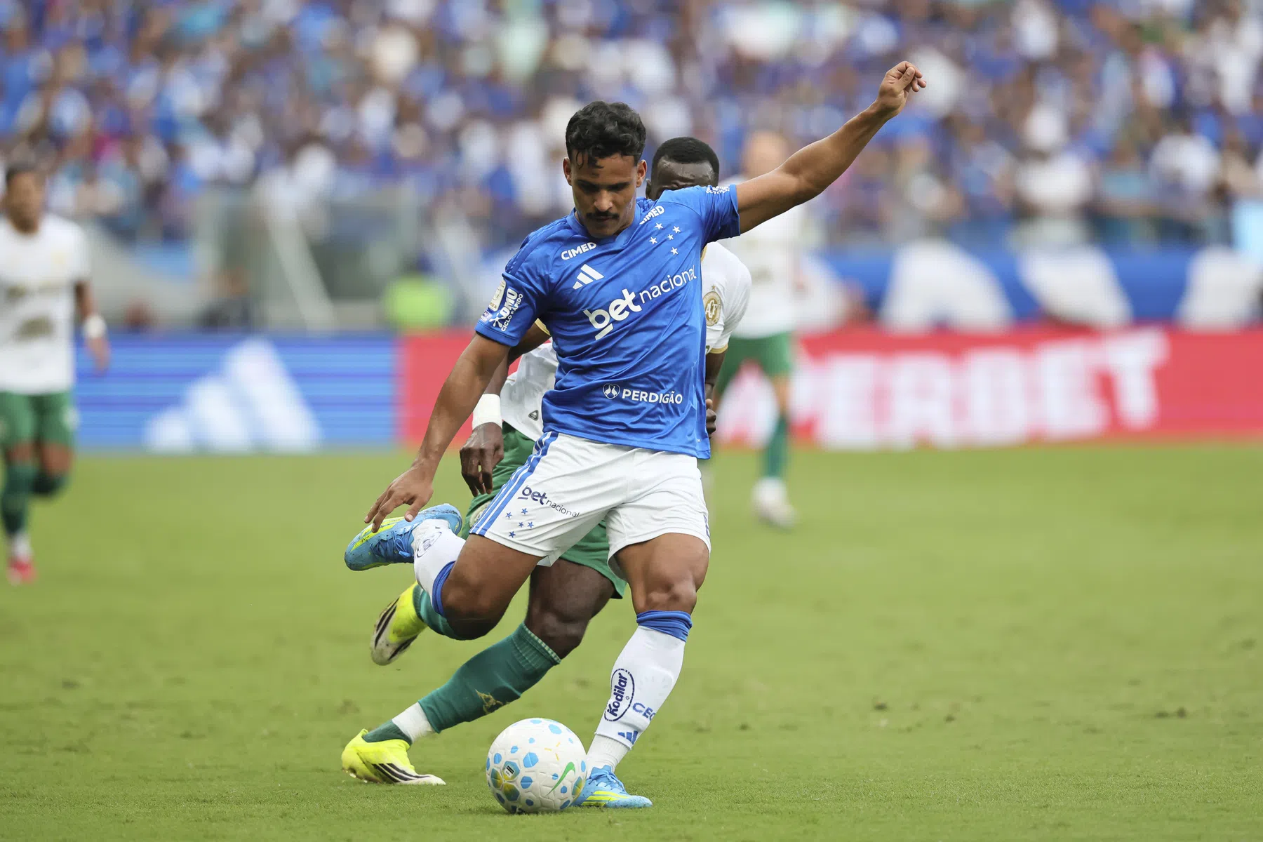 'Como bereikt akkoord over transfer Kaiki Bruno' | VoetbalNieuws