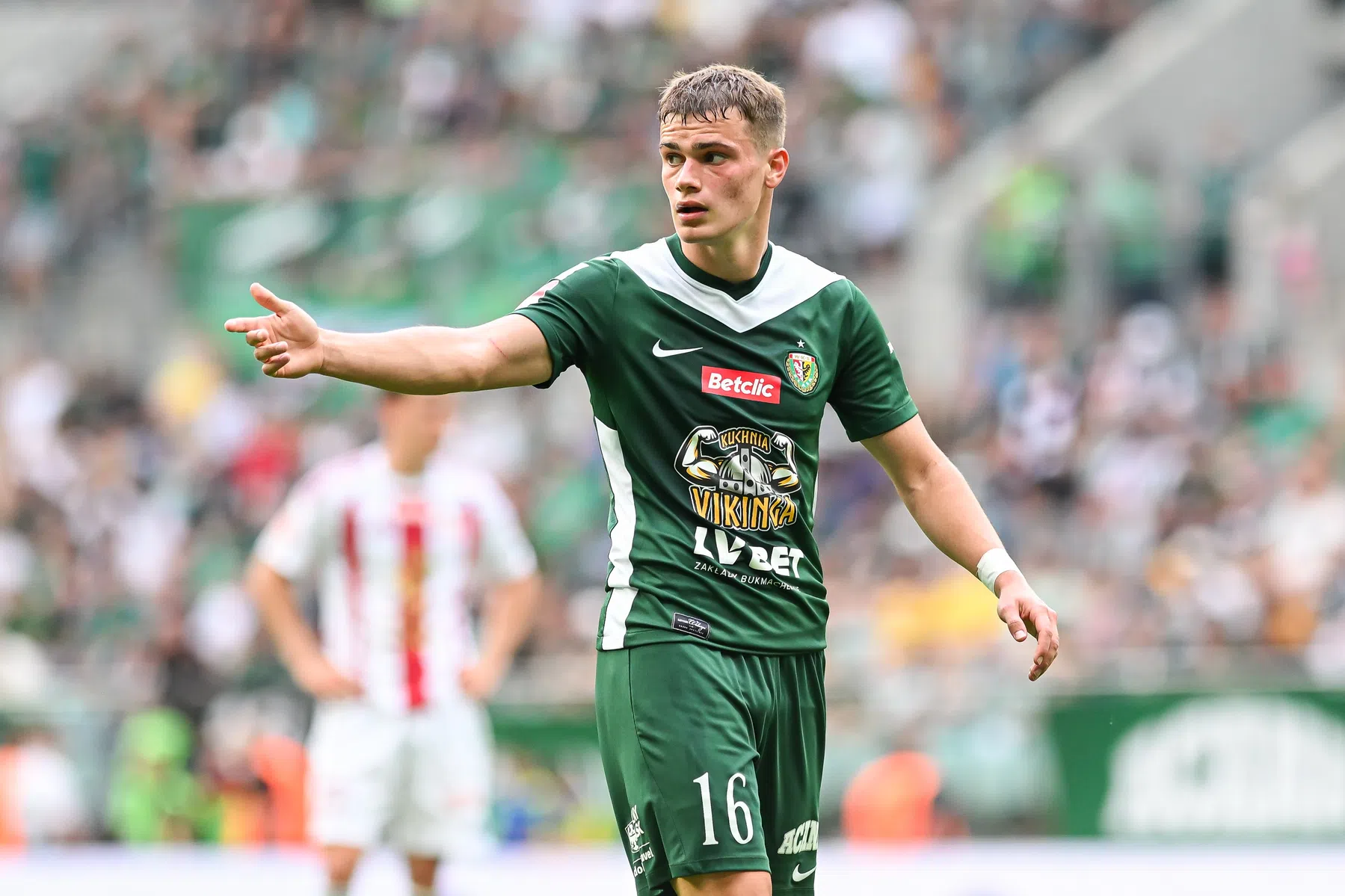 FC Twente haalt Pools talent Kurowski en legt hem vast tot 2030 | VN