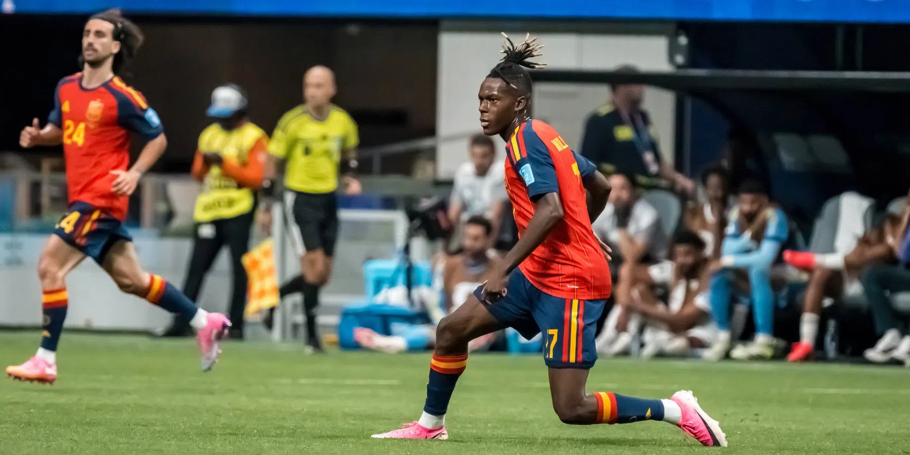 Opstellingen Uruguay - Spanje: basisplek voor Nico Williams | VN