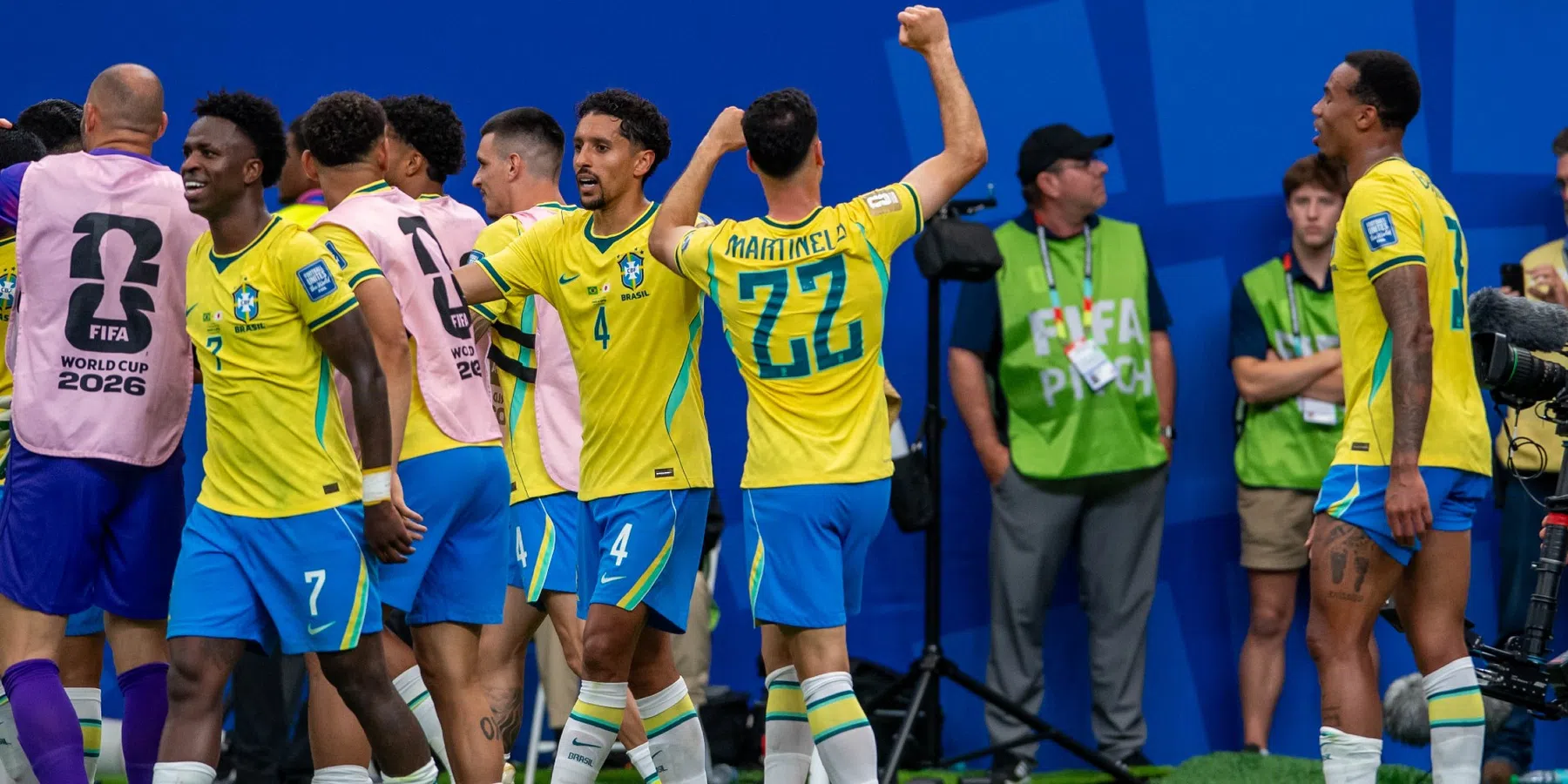 Martinelli verbreekt WK-record met extreem late winnende treffer tegen Japan