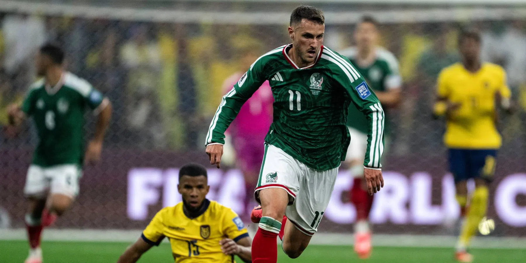 Mexico naar achtste finale WK na zege op Ecuador | VoetbalNieuws
