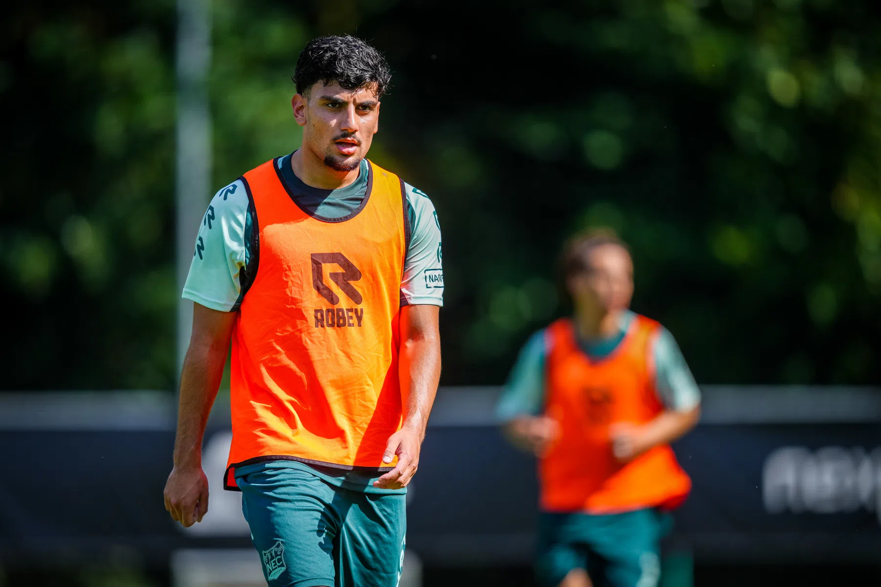 NEC verkoopt Önal voor miljoenen aan Lille | VoetbalNieuws