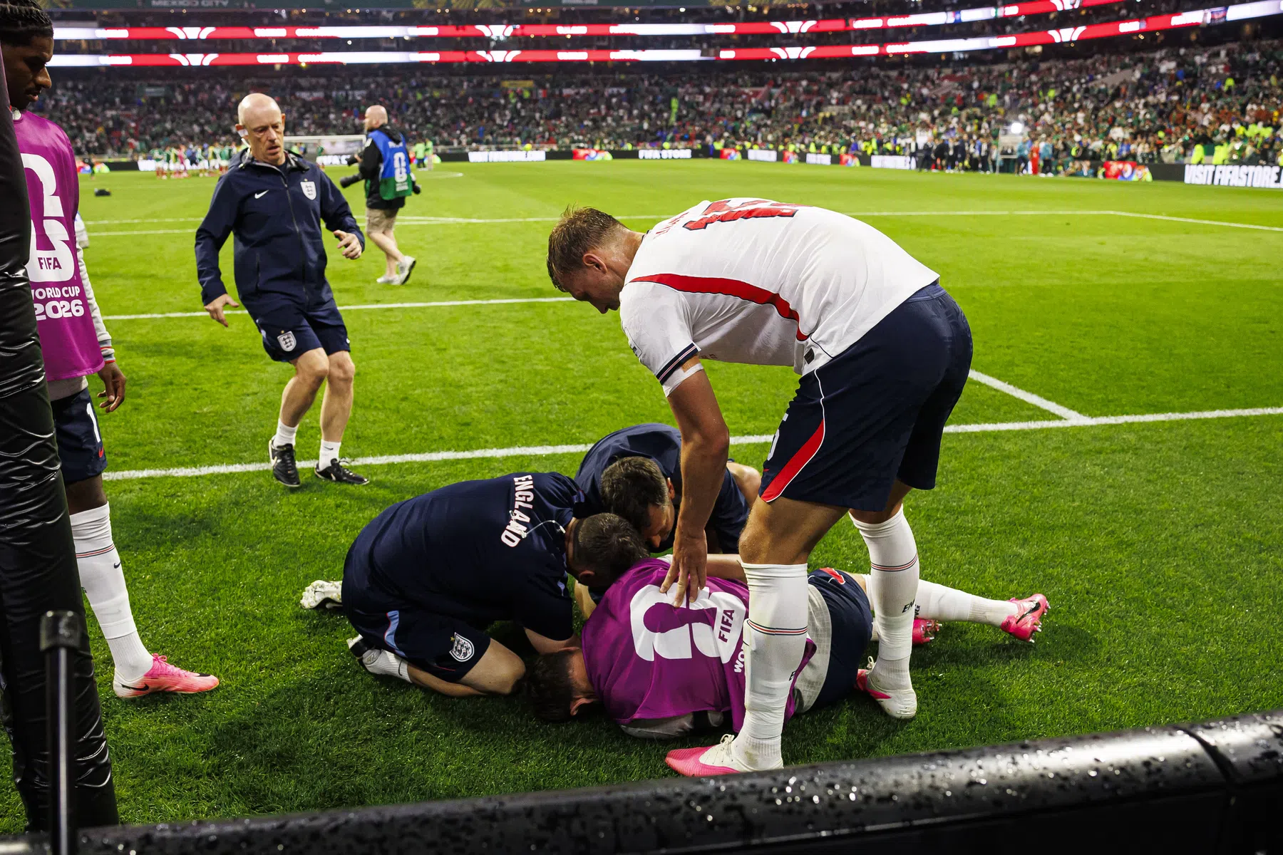 Engeland mist Henderson rest van WK na bizarre blessure | VoetbalNieuws