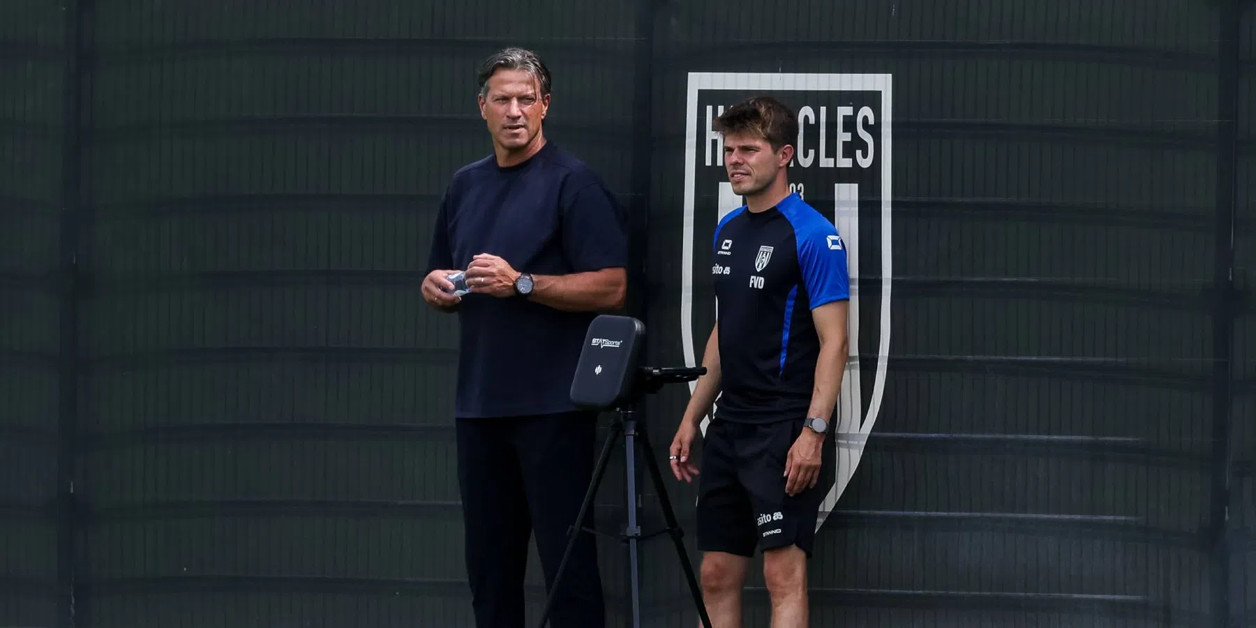 Heracles wil broer van oud-Ajax-doelwit vastleggen | VoetbalNieuws