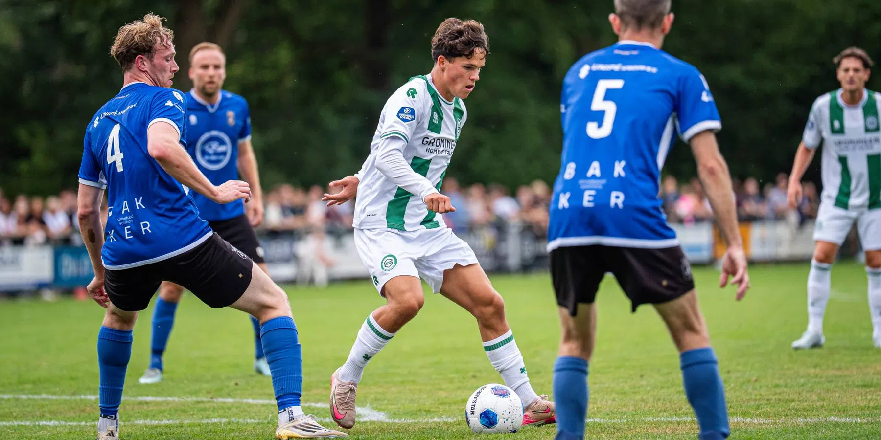 AZ ziet bod van vijf miljoen op Thom van Bergen afgewezen | VN