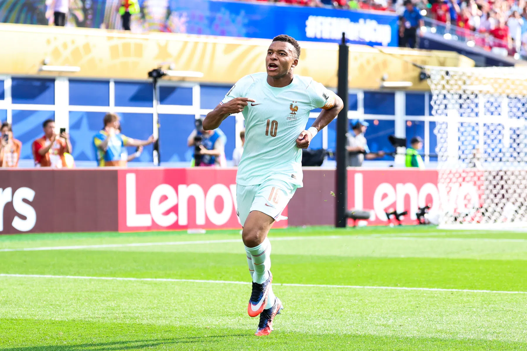 Frankrijk bereikt achtste WK-halve finale en jaagt op derde titel