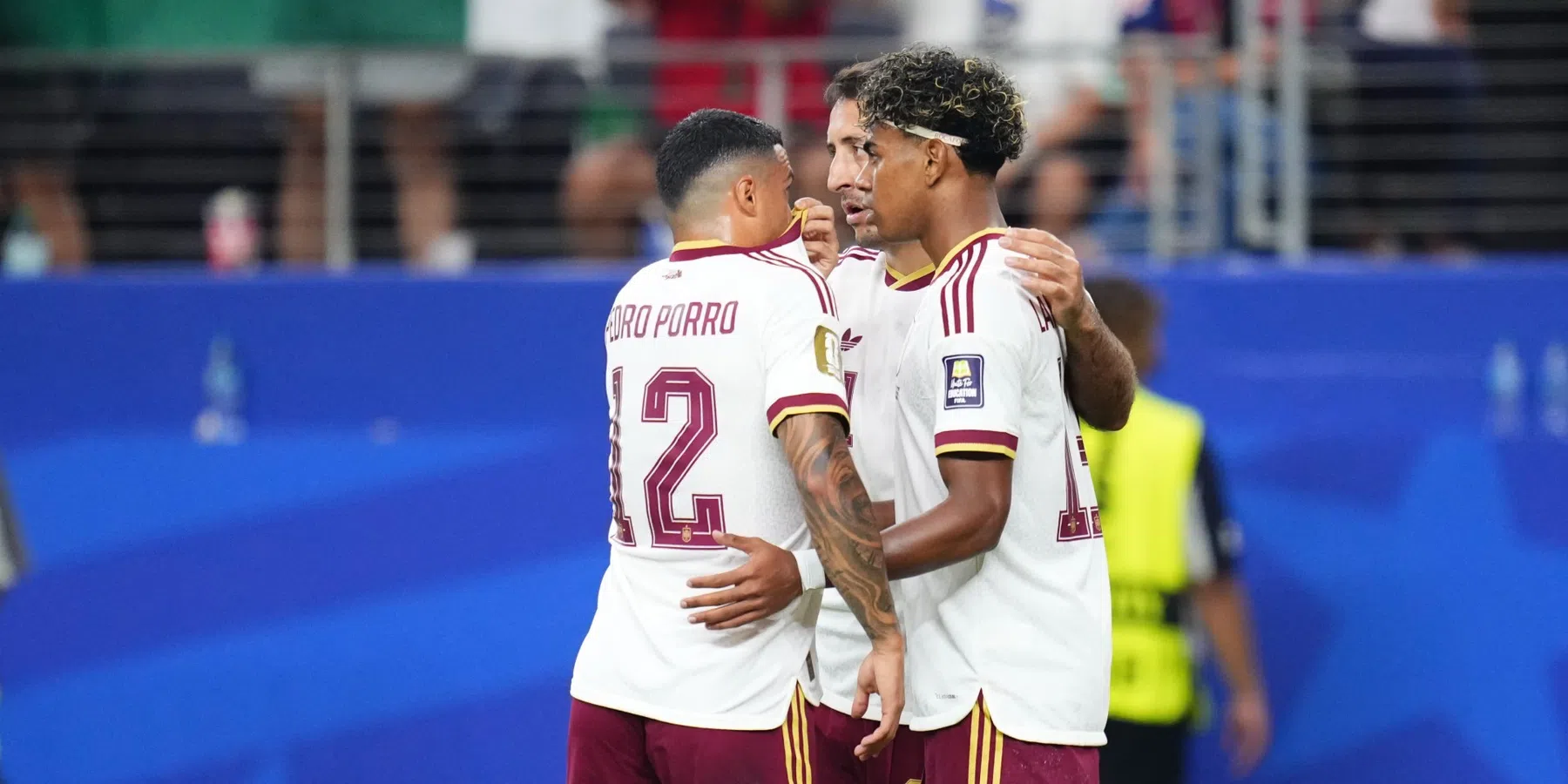 Spanje verslaat Frankrijk en bereikt finale van het WK 