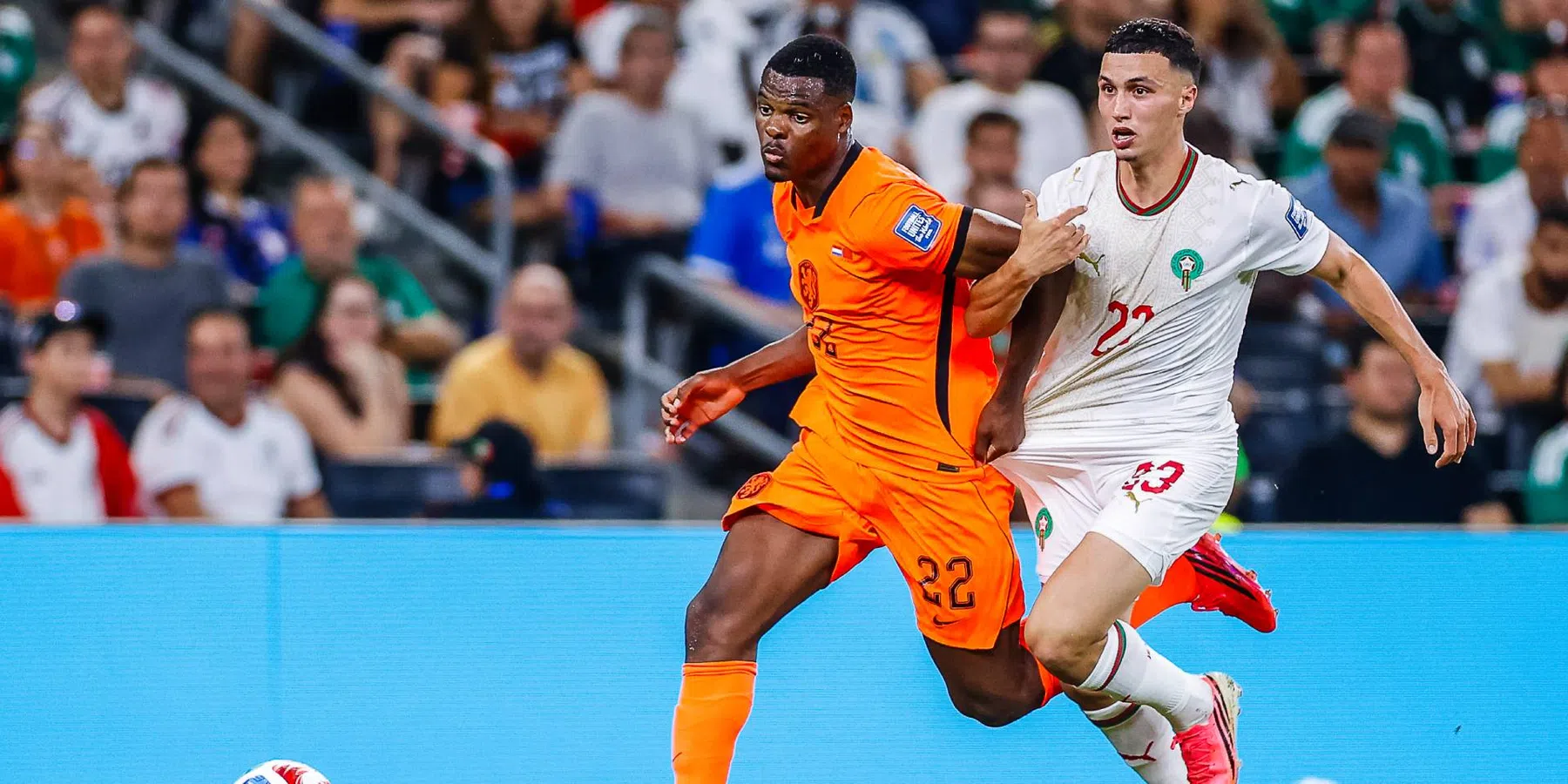 Dumfries van start bij Real Madrid: 'Erg vereerd om hier te zijn'