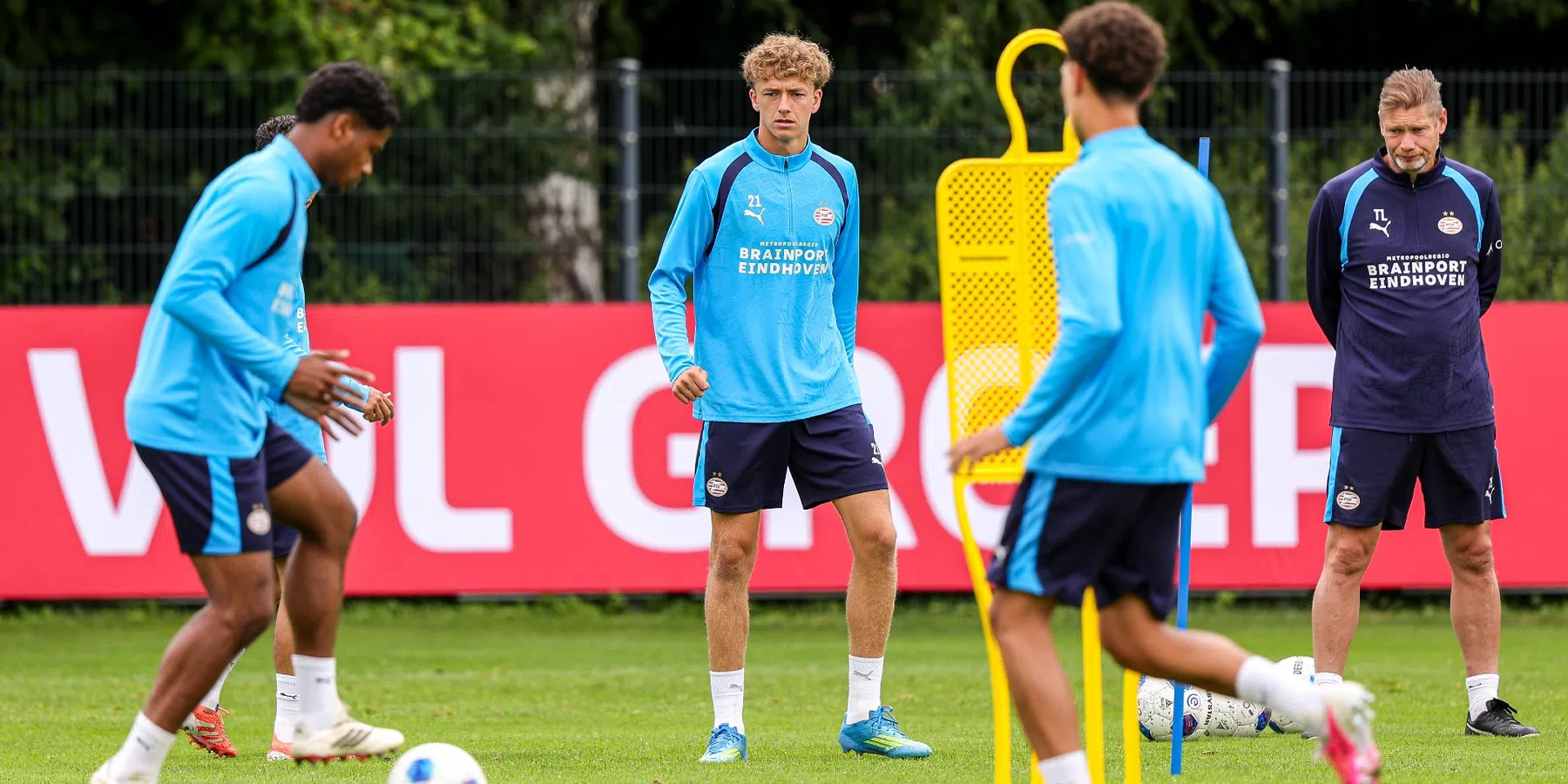 Vermoedelijke opstelling PSV tegen Villareal: Mijnans in de basis