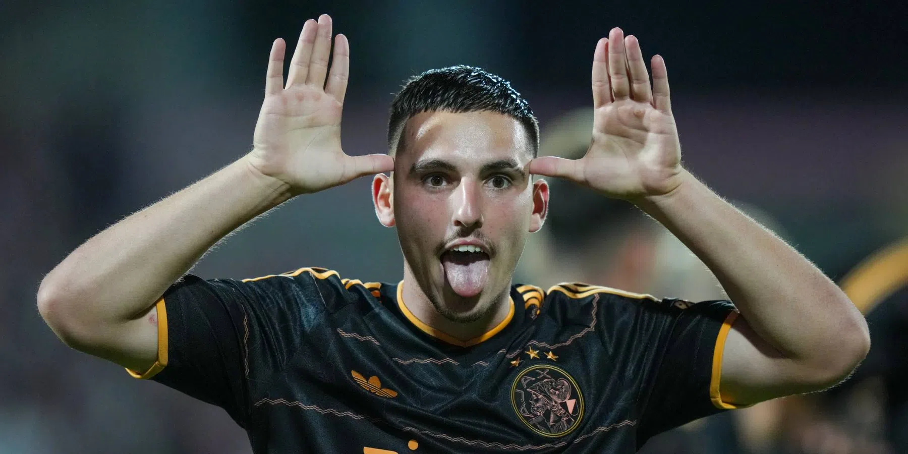 Kranten loven Ajax na zege op Vojvodina | VoetbalNieuws