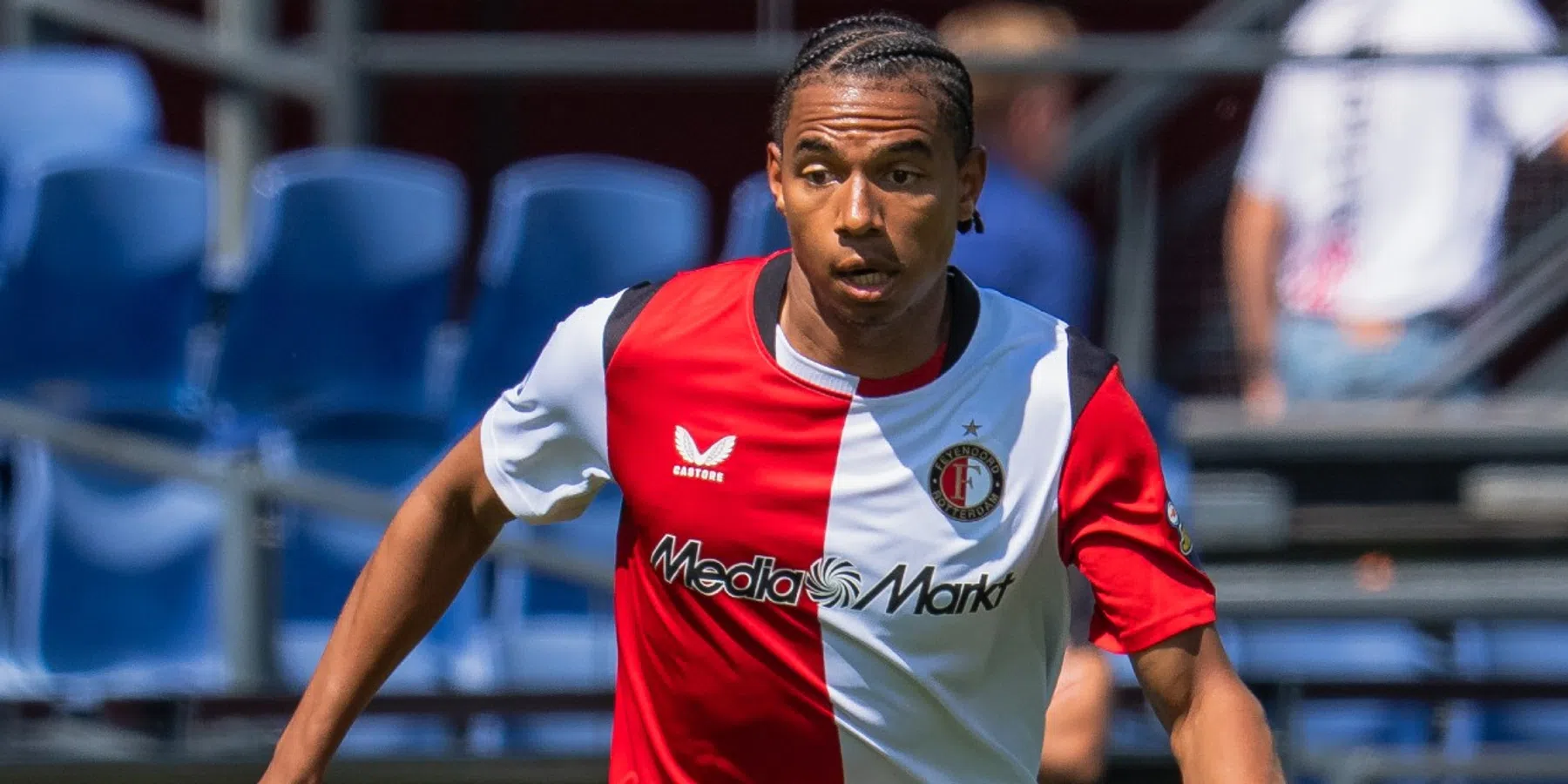 AZ heeft beet: Stengs terug op het oude nest na Feyenoord-vertrek 